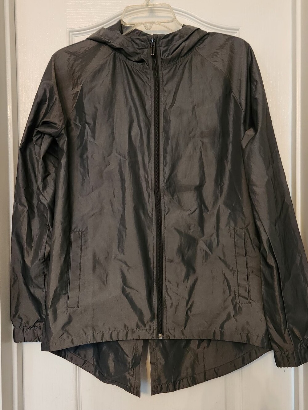 Under Armour Womens Lightweight Hooded Windbreaker Jacket - Gray Small